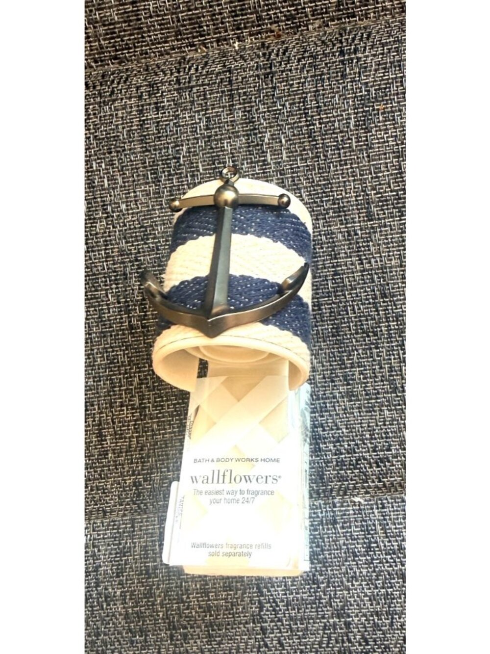 NEW Bath and Body Works Wallflower Fragrance Plug  bronze blue white Anchor‎